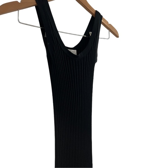 Everlane Ribbed Bodycon Dress. - Picture 8 of 8